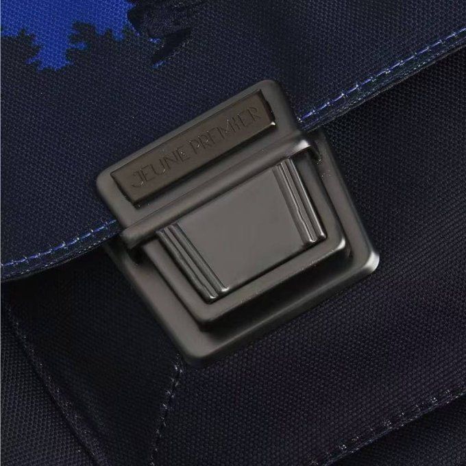 Cartable 38cm – Classic Midi Wolf – Bleu nuit & motif loup-Cleaner 100ml offert